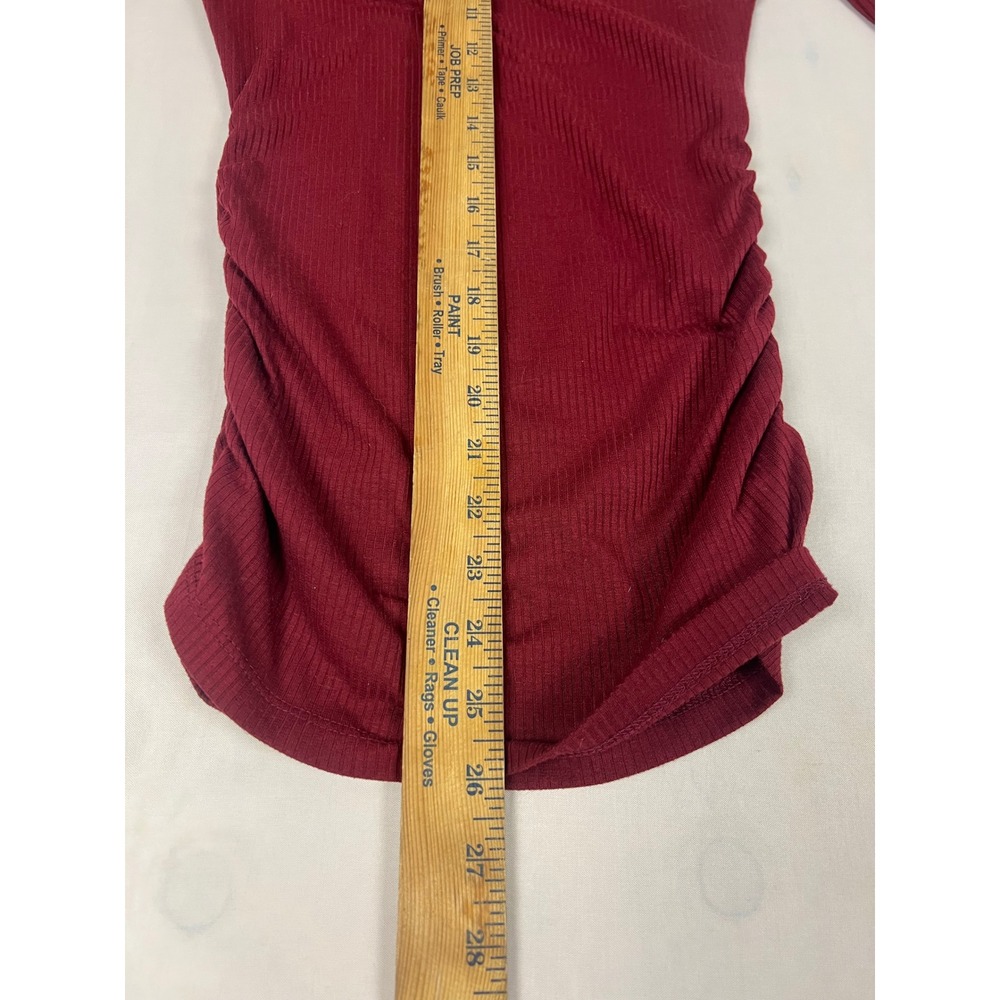 IZ Byer Burgundy Ribbed Ruched Cut Out Shoulder 3/4 Sleeve Top XS - Picture 5 of 6